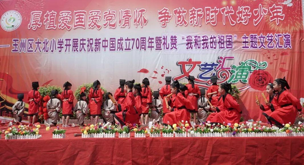 恋爱中，女生缺爱的表现有哪些？游戏画面